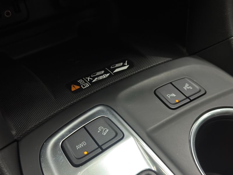 Chevrolet EQUINOX 2.0 16V TURBO GASOLINA PREMIER AWD AUTOMÁTICO 2019/2020 BETIOLO NOVOS E SEMINOVOS LAJEADO / Carros no Vale