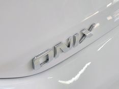Chevrolet ONIX 1.0 FLEX MANUAL 2024/2025 BETIOLO NOVOS E SEMINOVOS LAJEADO / Carros no Vale