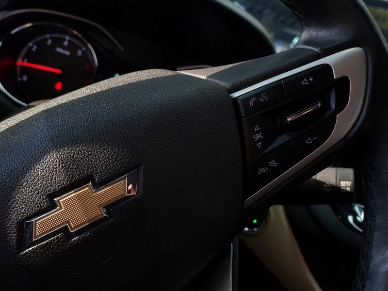 Chevrolet ONIX 1.0 TURBO FLEX PREMIER AUTOMÁTICO 2022/2023 BETIOLO NOVOS E SEMINOVOS LAJEADO / Carros no Vale