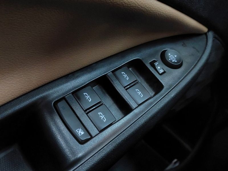 Chevrolet ONIX 1.0 TURBO FLEX PREMIER AUTOMÁTICO 2022/2023 BETIOLO NOVOS E SEMINOVOS LAJEADO / Carros no Vale