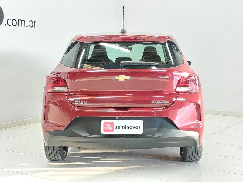 Chevrolet ONIX 1.0 TURBO FLEX PREMIER AUTOMÁTICO 2022/2023 BETIOLO NOVOS E SEMINOVOS LAJEADO / Carros no Vale