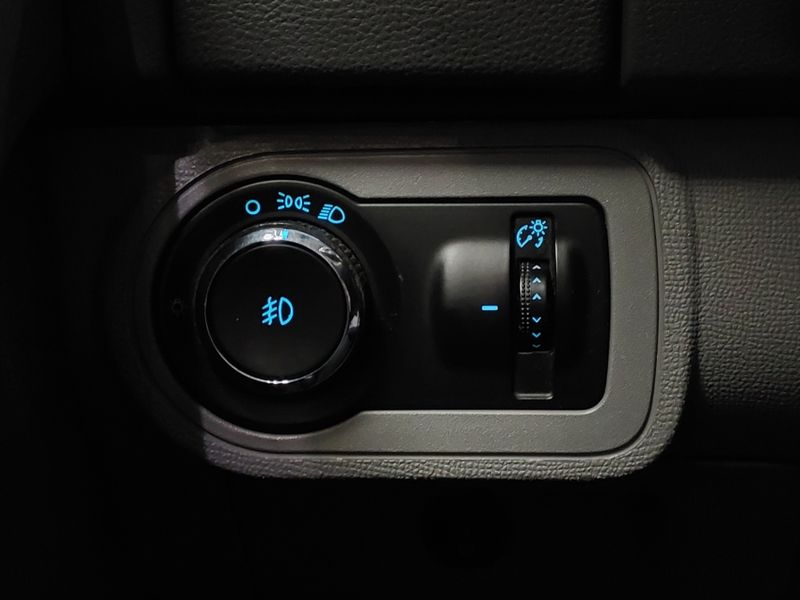 Chevrolet S10 2.4 LT 4X2 CD 8V FLEX 4P MANUAL 2012/2013 BETIOLO NOVOS E SEMINOVOS LAJEADO / Carros no Vale Chevrolet S10 2.4 LT 4X2 CD 8V FLEX 4P MANUAL 2012/2013 BETIOLO NOVOS E SEMINOVOS LAJEADO / Carros no Vale