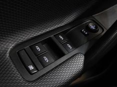 Chevrolet TRACKER 1.0 TURBO FLEX LT AUTOMÁTICO 2022/2023 BETIOLO NOVOS E SEMINOVOS LAJEADO / Carros no Vale