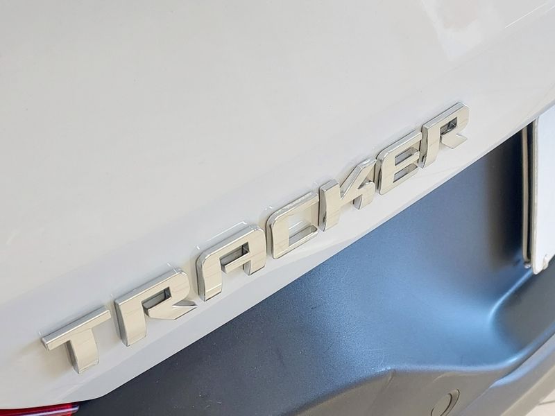 Chevrolet TRACKER 1.0 TURBO FLEX PREMIER AUTOMÁTICO 2022/2023 BETIOLO NOVOS E SEMINOVOS LAJEADO / Carros no Vale Chevrolet TRACKER 1.0 TURBO FLEX PREMIER AUTOMÁTICO 2022/2023 BETIOLO NOVOS E SEMINOVOS LAJEADO / Carros no Vale