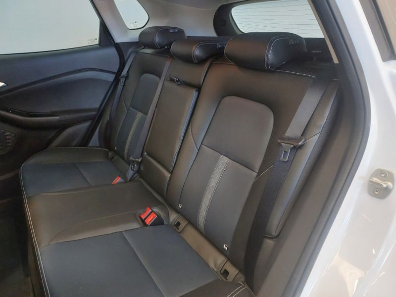 Chevrolet TRACKER 1.2 TURBO FLEX PREMIER AUTOMÁTICO 2024/2025 BETIOLO NOVOS E SEMINOVOS LAJEADO / Carros no Vale