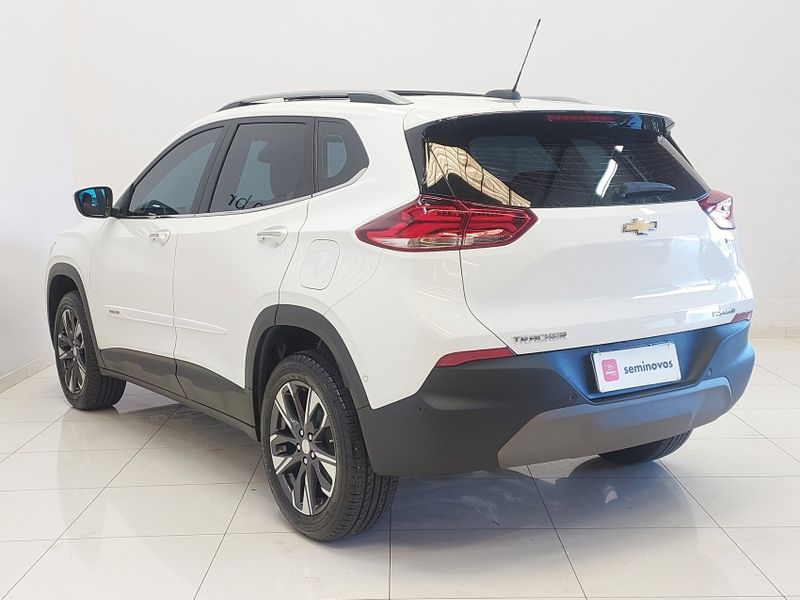 Chevrolet TRACKER 1.2 TURBO FLEX PREMIER AUTOMÁTICO 2024/2025 BETIOLO NOVOS E SEMINOVOS LAJEADO / Carros no Vale