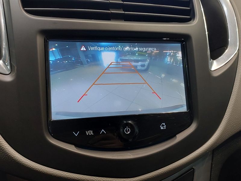 Chevrolet TRACKER 1.8 MPFI LTZ 4X2 16V FLEX 4P AUTOMÁTICO 2015/2015 BETIOLO NOVOS E SEMINOVOS LAJEADO / Carros no Vale Chevrolet TRACKER 1.8 MPFI LTZ 4X2 16V FLEX 4P AUTOMÁTICO 2015/2015 BETIOLO NOVOS E SEMINOVOS LAJEADO / Carros no Vale