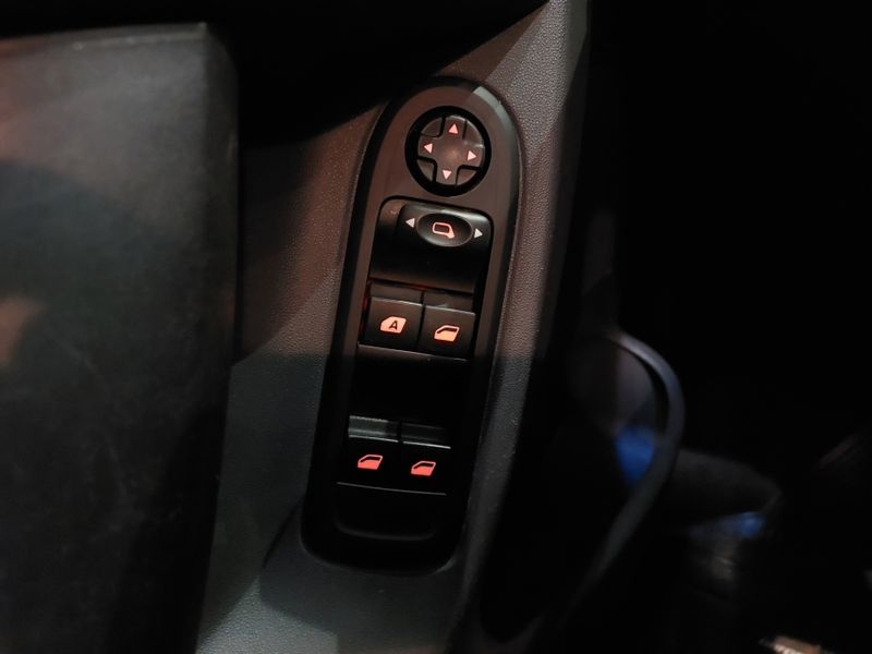 Citroen C3 1.6 VTI 120 FLEX ATTRACTION EAT6 2017/2018 BETIOLO NOVOS E SEMINOVOS LAJEADO / Carros no Vale