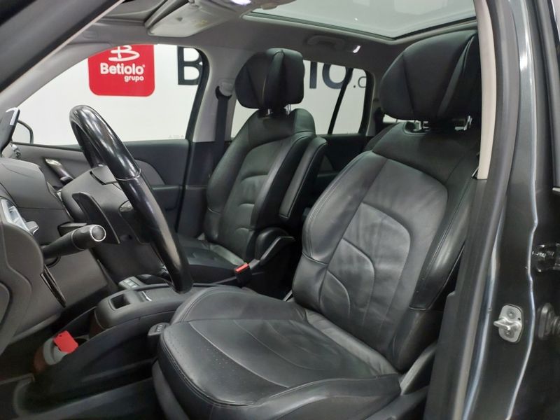 Citroen C4 PICASSO 1.6 INTENSIVE 16V TURBO GASOLINA 4P AUTOMÁTICO 2017/2018 BETIOLO NOVOS E SEMINOVOS LAJEADO / Carros no Vale