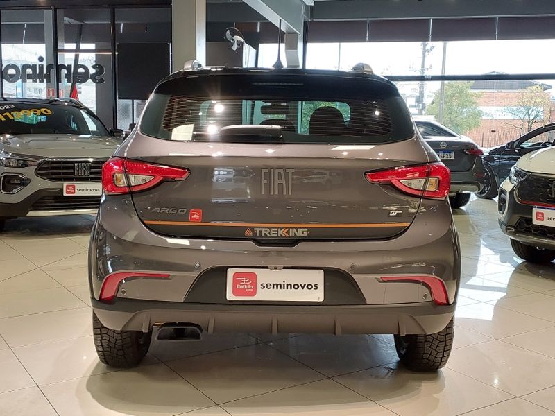 Fiat ARGO 1.3 FIREFLY FLEX TREKKING CVT 2025/2026 BETIOLO NOVOS E SEMINOVOS LAJEADO / Carros no Vale