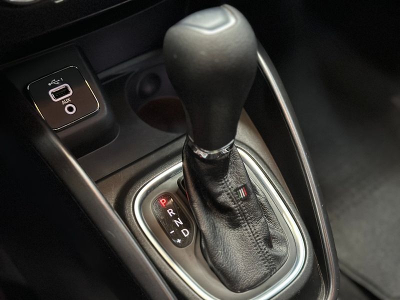 Fiat CRONOS 1.8 E.TORQ FLEX PRECISION AT6 2021/2021 BETIOLO NOVOS E SEMINOVOS LAJEADO / Carros no Vale