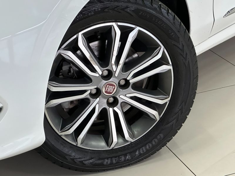 Fiat CRONOS 1.8 E.TORQ FLEX PRECISION AT6 2021/2021 BETIOLO NOVOS E SEMINOVOS LAJEADO / Carros no Vale
