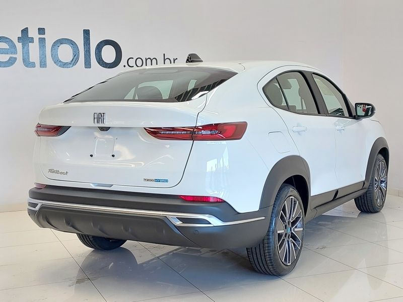 Fiat FASTBACK 1.0 TURBO 200 HYBRID AUDACE CVT 2025/2026 BETIOLO NOVOS E SEMINOVOS LAJEADO / Carros no Vale