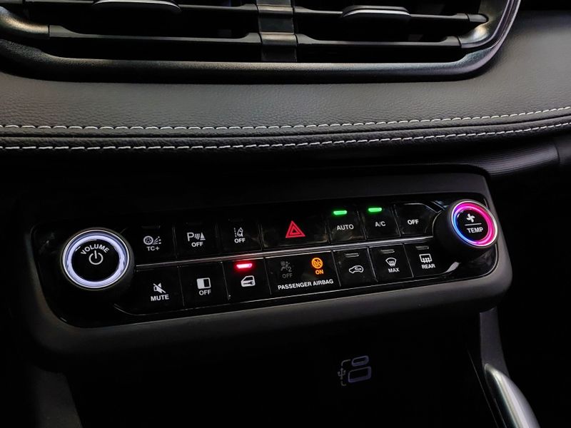 Fiat FASTBACK 1.0 TURBO 200 HYBRID IMPETUS CVT 2025/2026 BETIOLO NOVOS E SEMINOVOS LAJEADO / Carros no Vale Fiat FASTBACK 1.0 TURBO 200 HYBRID IMPETUS CVT 2025/2026 BETIOLO NOVOS E SEMINOVOS LAJEADO / Carros no Vale