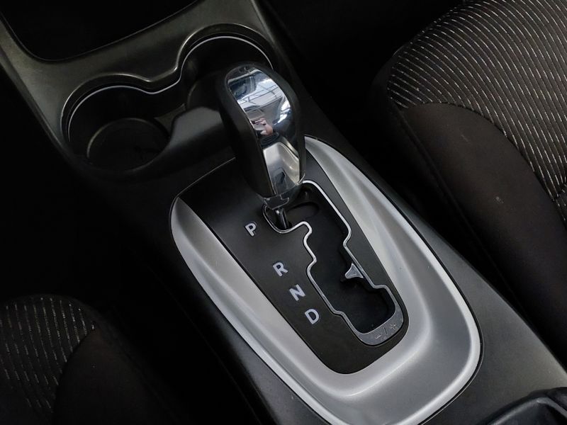 Fiat FREEMONT 2.4 EMOTION 16V GASOLINA 4P AUTOMÁTICO 2013/2014 BETIOLO NOVOS E SEMINOVOS LAJEADO / Carros no Vale