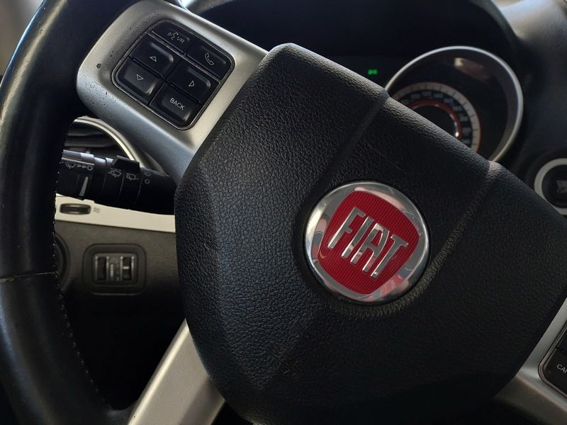 Fiat FREEMONT 2.4 EMOTION 16V GASOLINA 4P AUTOMÁTICO 2013/2014 BETIOLO NOVOS E SEMINOVOS LAJEADO / Carros no Vale