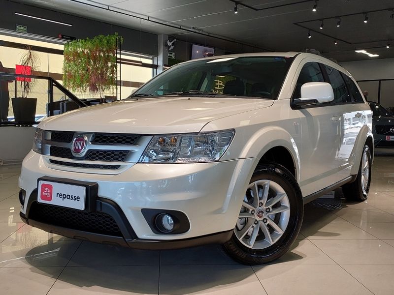 Fiat FREEMONT 2.4 EMOTION 16V GASOLINA 4P AUTOMÁTICO 2013/2014 BETIOLO NOVOS E SEMINOVOS LAJEADO / Carros no Vale