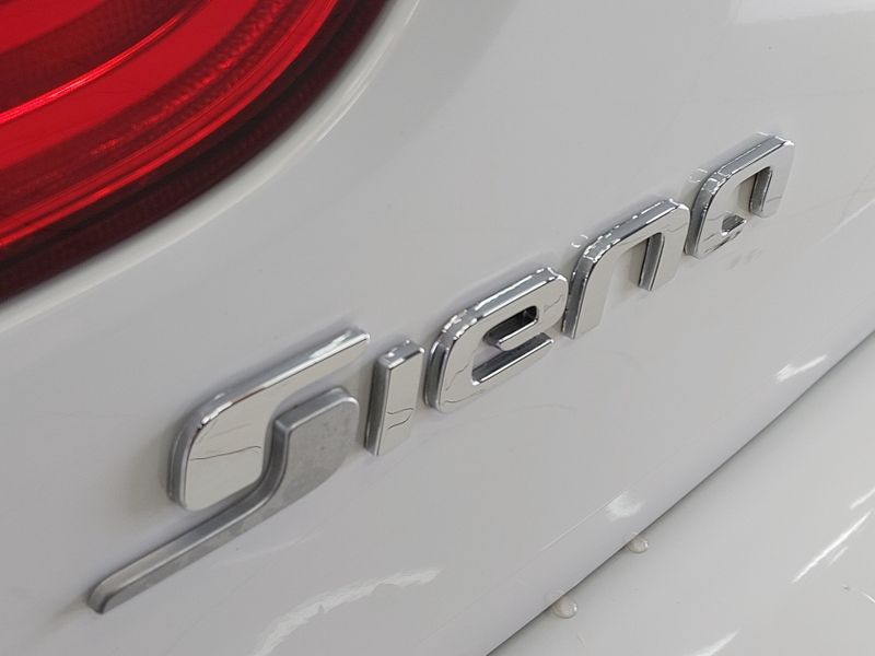 Fiat GRAND SIENA 1.0 EVO FLEX ATTRACTIVE MANUAL 2019/2020 BETIOLO NOVOS E SEMINOVOS LAJEADO / Carros no Vale