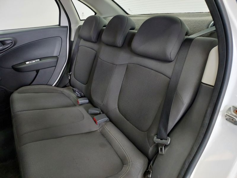 Fiat GRAND SIENA 1.0 EVO FLEX ATTRACTIVE MANUAL 2019/2020 BETIOLO NOVOS E SEMINOVOS LAJEADO / Carros no Vale