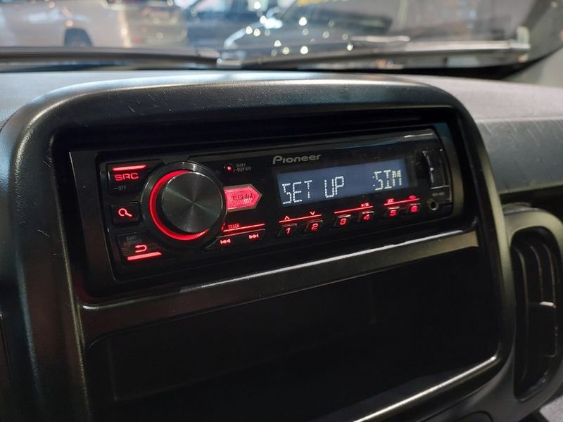 Fiat MOBI 1.0 EVO FLEX LIKE MANUAL 2022/2023 BETIOLO NOVOS E SEMINOVOS LAJEADO / Carros no Vale Fiat MOBI 1.0 EVO FLEX LIKE MANUAL 2022/2023 BETIOLO NOVOS E SEMINOVOS LAJEADO / Carros no Vale