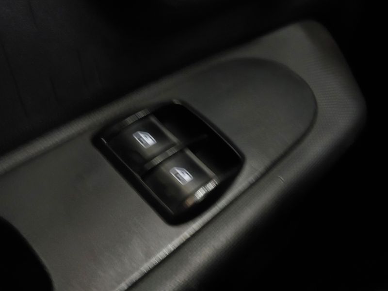 Fiat MOBI 1.0 EVO FLEX LIKE MANUAL 2022/2023 BETIOLO NOVOS E SEMINOVOS LAJEADO / Carros no Vale Fiat MOBI 1.0 EVO FLEX LIKE MANUAL 2022/2023 BETIOLO NOVOS E SEMINOVOS LAJEADO / Carros no Vale