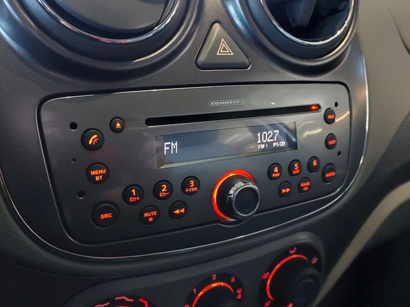 Fiat PALIO 1.6 MPI ESSENCE 16V FLEX 4P AUTOMATIZADO 2013/2014 BETIOLO NOVOS E SEMINOVOS LAJEADO / Carros no Vale Fiat PALIO 1.6 MPI ESSENCE 16V FLEX 4P AUTOMATIZADO 2013/2014 BETIOLO NOVOS E SEMINOVOS LAJEADO / Carros no Vale