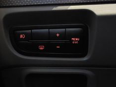 Fiat PALIO 1.6 MPI ESSENCE 16V FLEX 4P AUTOMATIZADO 2013/2014 BETIOLO NOVOS E SEMINOVOS LAJEADO / Carros no Vale