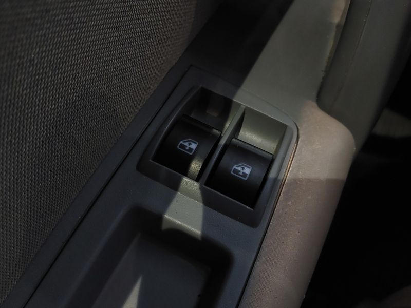 Fiat PALIO 1.6 MPI ESSENCE 16V FLEX 4P AUTOMATIZADO 2013/2014 BETIOLO NOVOS E SEMINOVOS LAJEADO / Carros no Vale Fiat PALIO 1.6 MPI ESSENCE 16V FLEX 4P AUTOMATIZADO 2013/2014 BETIOLO NOVOS E SEMINOVOS LAJEADO / Carros no Vale