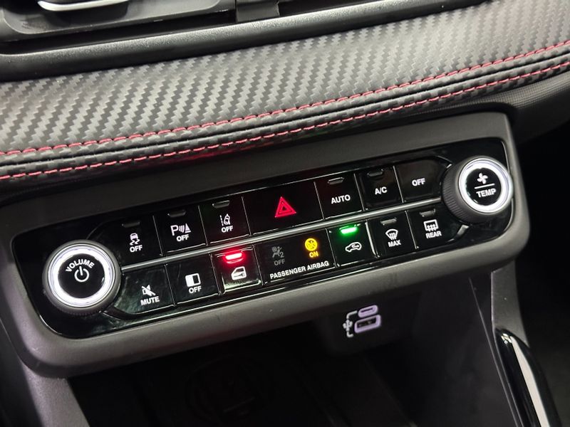 Fiat PULSE 1.3 TURBO 270 FLEX ABARTH AT6 2025/2025 BETIOLO NOVOS E SEMINOVOS LAJEADO / Carros no Vale