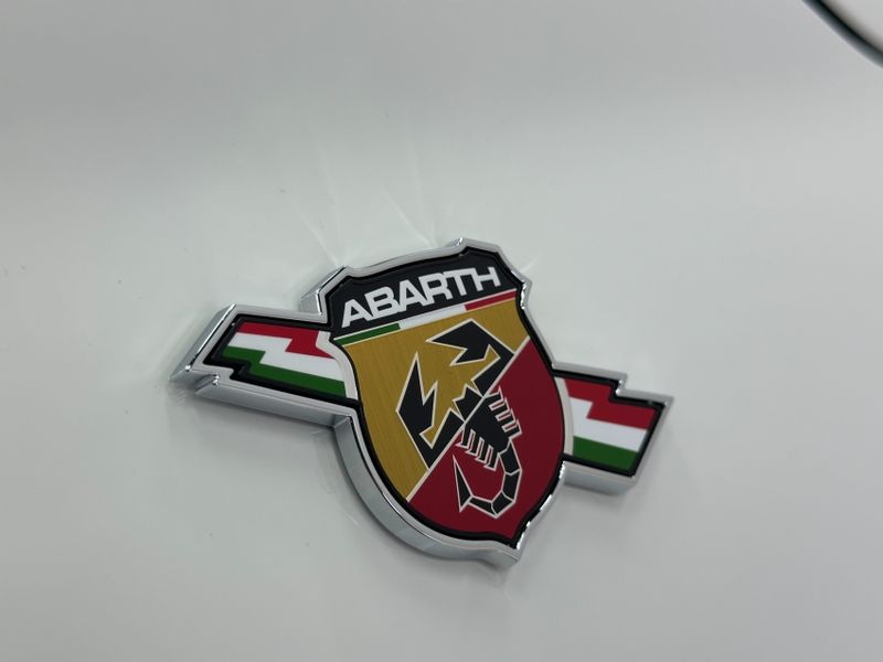 Fiat PULSE 1.3 TURBO 270 FLEX ABARTH AT6 2025/2025 BETIOLO NOVOS E SEMINOVOS LAJEADO / Carros no Vale