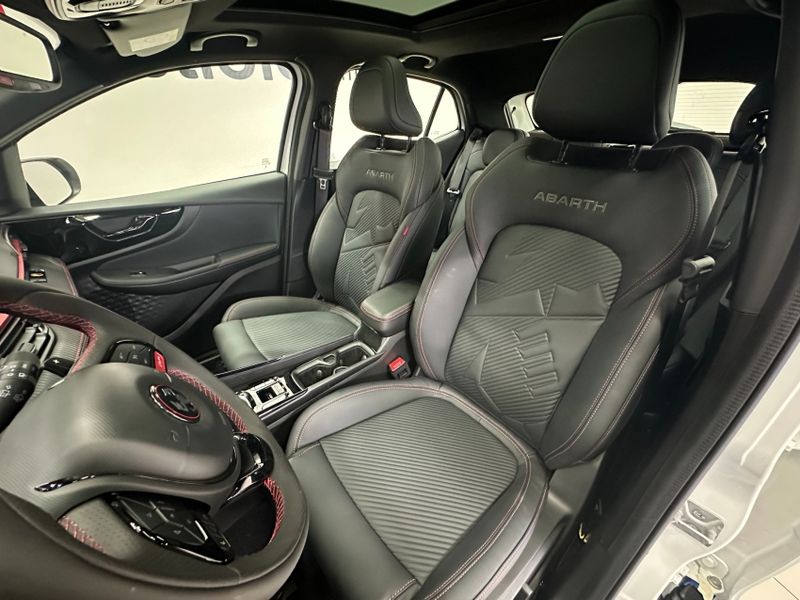 Fiat PULSE 1.3 TURBO 270 FLEX ABARTH AT6 2025/2025 BETIOLO NOVOS E SEMINOVOS LAJEADO / Carros no Vale