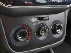 Fiat PUNTO 1.6 ESSENCE 16V FLEX 4P AUTOMATIZADO 2016/2016 BETIOLO NOVOS E SEMINOVOS LAJEADO / Carros no Vale
