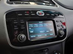 Fiat PUNTO 1.6 ESSENCE 16V FLEX 4P AUTOMATIZADO 2016/2016 BETIOLO NOVOS E SEMINOVOS LAJEADO / Carros no Vale