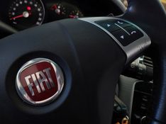 Fiat PUNTO 1.6 ESSENCE 16V FLEX 4P AUTOMATIZADO 2016/2016 BETIOLO NOVOS E SEMINOVOS LAJEADO / Carros no Vale