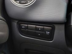 Fiat PUNTO 1.6 ESSENCE 16V FLEX 4P AUTOMATIZADO 2016/2016 BETIOLO NOVOS E SEMINOVOS LAJEADO / Carros no Vale