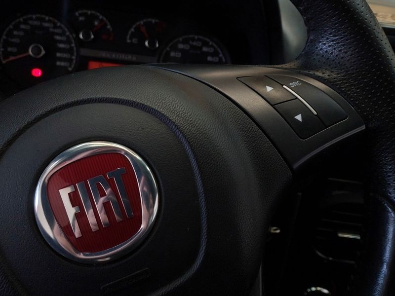 Fiat STRADA 1.8 MPI ADVENTURE CD 16V FLEX 3P MANUAL 2019/2020 BETIOLO NOVOS E SEMINOVOS LAJEADO / Carros no Vale