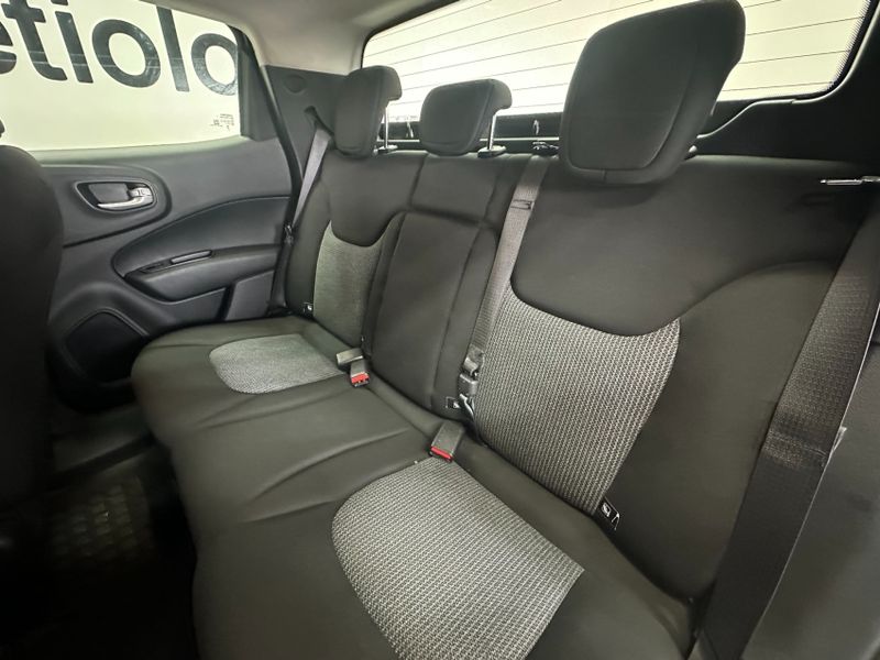 Fiat TORO 1.8 16V EVO FLEX ENDURANCE AT6 2022/2022 BETIOLO NOVOS E SEMINOVOS LAJEADO / Carros no Vale