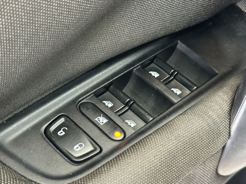 Fiat TORO 1.8 16V EVO FLEX FREEDOM AT6 2016/2017 BETIOLO NOVOS E SEMINOVOS LAJEADO / Carros no Vale