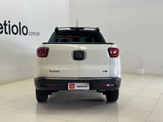 Fiat TORO 1.8 16V EVO FLEX FREEDOM AT6 2016/2017 BETIOLO NOVOS E SEMINOVOS LAJEADO / Carros no Vale