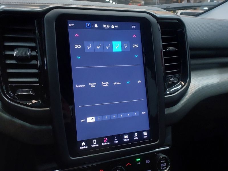 Fiat TORO 2.0 16V TURBO DIESEL VOLCANO 4WD AT9 2024/2025 BETIOLO NOVOS E SEMINOVOS LAJEADO / Carros no Vale