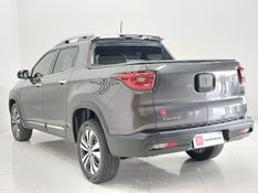 Fiat TORO 2.0 16V TURBO DIESEL VOLCANO 4WD AT9 2024/2025 BETIOLO NOVOS E SEMINOVOS LAJEADO / Carros no Vale