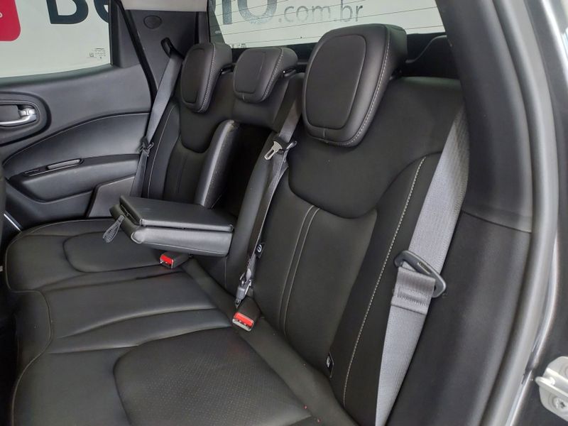 Fiat TORO 2.0 16V TURBO DIESEL VOLCANO 4WD AT9 2024/2025 BETIOLO NOVOS E SEMINOVOS LAJEADO / Carros no Vale