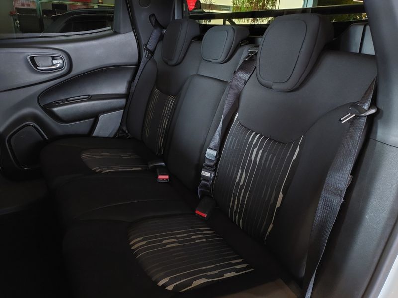 Fiat TORO 2.4 16V MULTIAIR FLEX FREEDOM AT9 2016/2017 BETIOLO NOVOS E SEMINOVOS LAJEADO / Carros no Vale