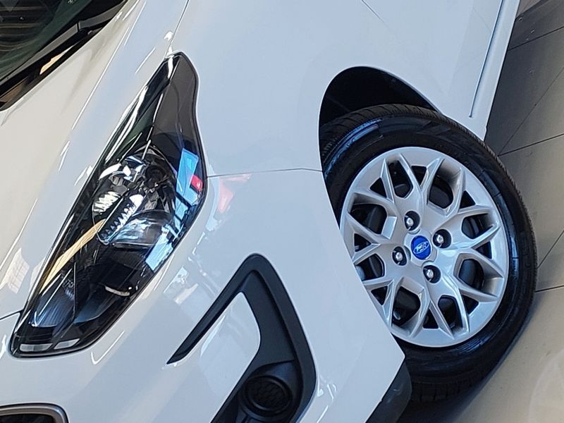 Ford KA 1.0 TI-VCT FLEX SE MANUAL 2020/2020 BETIOLO NOVOS E SEMINOVOS LAJEADO / Carros no Vale