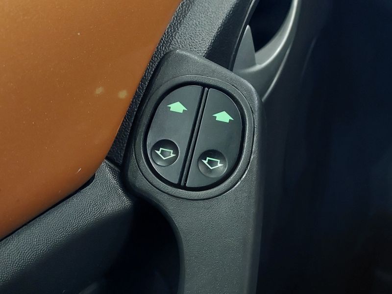 Ford KA 1.6 MPI SPORT 8V FLEX 2P MANUAL 2012/2012 BETIOLO NOVOS E SEMINOVOS LAJEADO / Carros no Vale