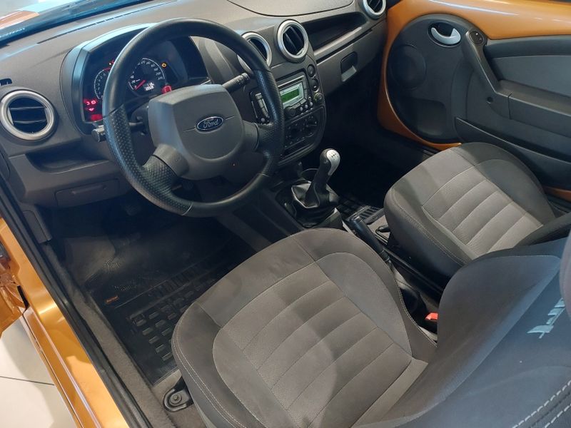 Ford KA 1.6 MPI SPORT 8V FLEX 2P MANUAL 2012/2012 BETIOLO NOVOS E SEMINOVOS LAJEADO / Carros no Vale