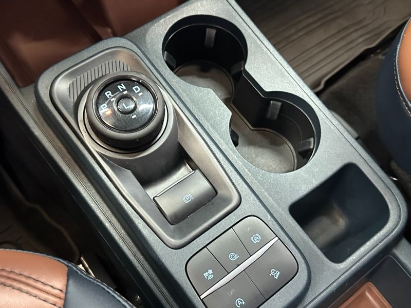 Ford MAVERICK 2.0 ECOBOOST GASOLINA LARIAT FX4 AUTOMÁTICO 2023/2023 BETIOLO NOVOS E SEMINOVOS LAJEADO / Carros no Vale