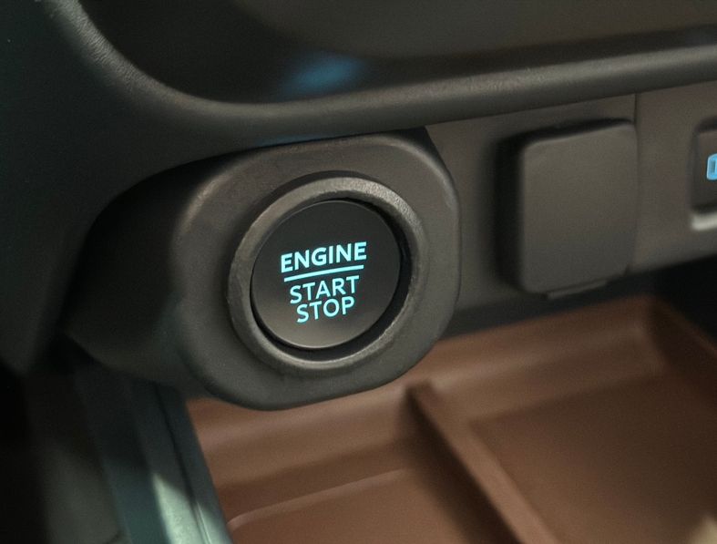 Ford MAVERICK 2.0 ECOBOOST GASOLINA LARIAT FX4 AUTOMÁTICO 2023/2023 BETIOLO NOVOS E SEMINOVOS LAJEADO / Carros no Vale