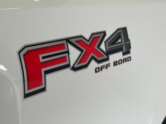Ford MAVERICK 2.0 ECOBOOST GASOLINA LARIAT FX4 AUTOMÁTICO 2023/2023 BETIOLO NOVOS E SEMINOVOS LAJEADO / Carros no Vale