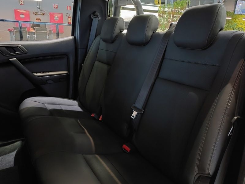Ford RANGER 2.2 XLS 4X4 CD 16V DIESEL 4P AUTOMÁTICO 2021/2022 BETIOLO NOVOS E SEMINOVOS LAJEADO / Carros no Vale